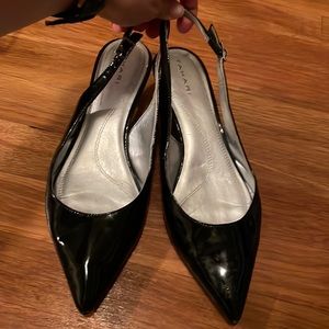 Tahari slingback Faye heels size 9.5